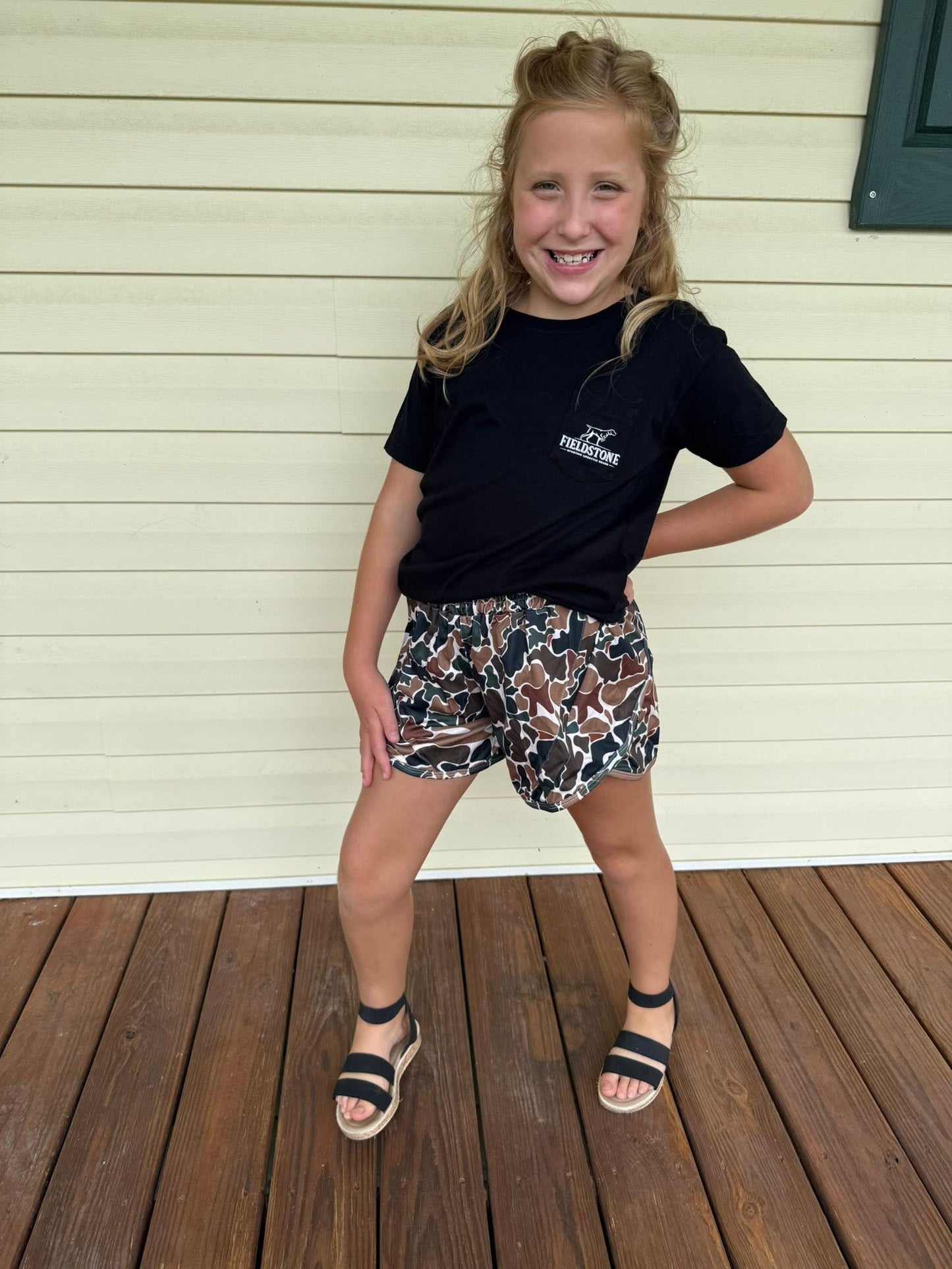 Camo girls shorts