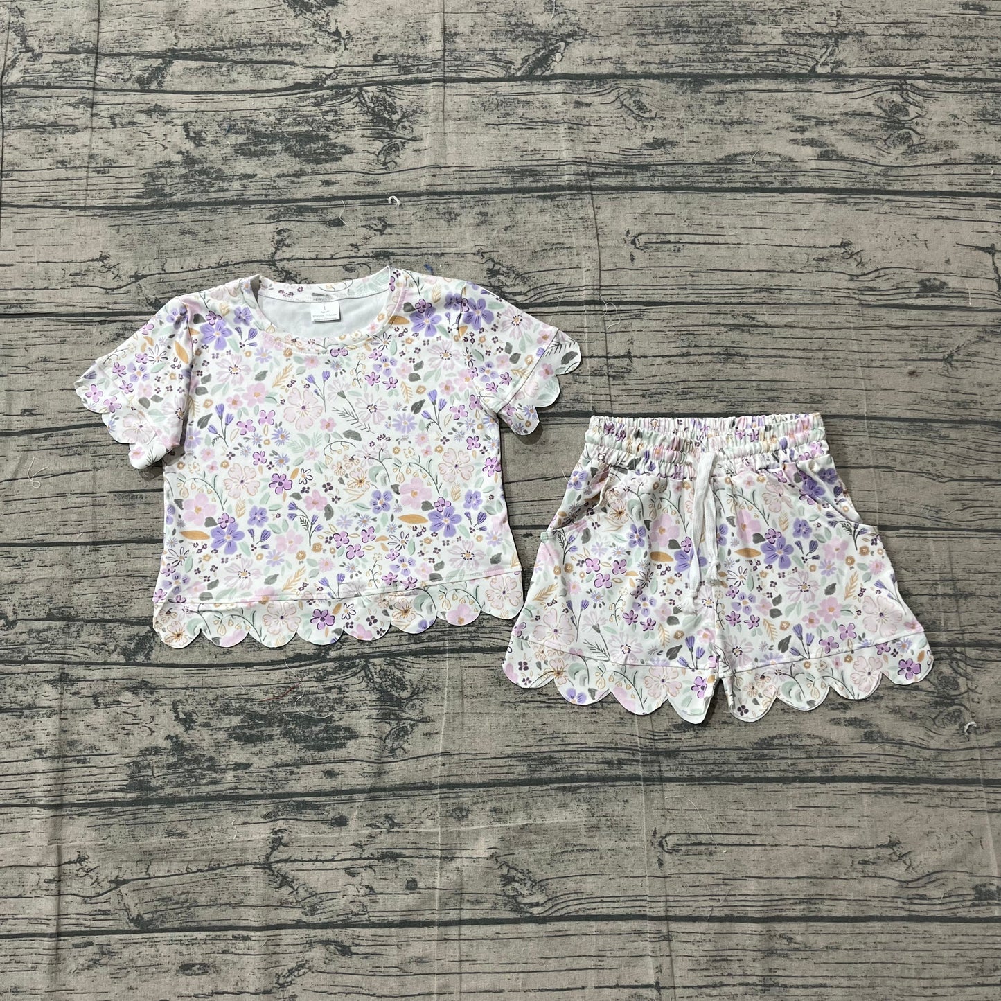 Scalloped floral set girls